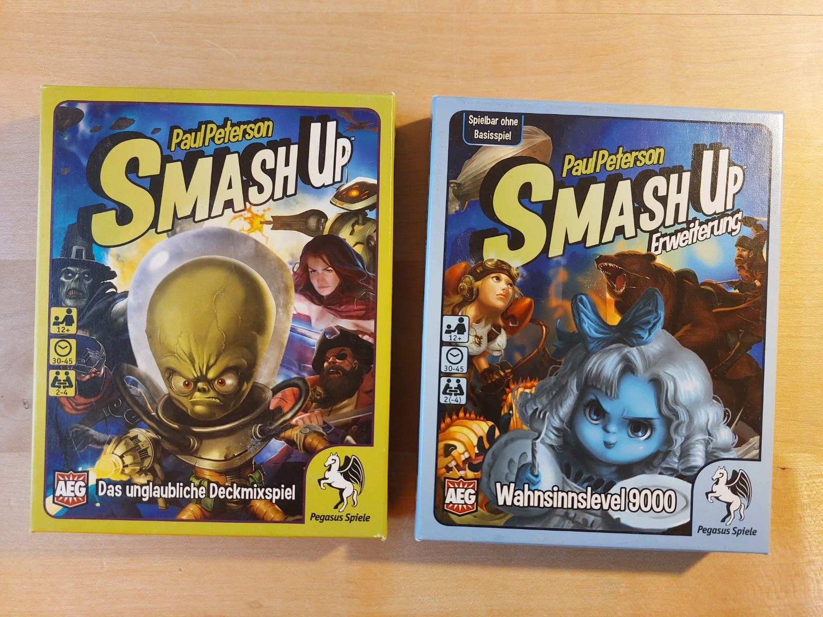 Pegasus Spiele Giochi: SMASH UP + Erweiterung "Wahnsinnsslevel 9000" – Usato da Luzern venduto da Blue-Moon
