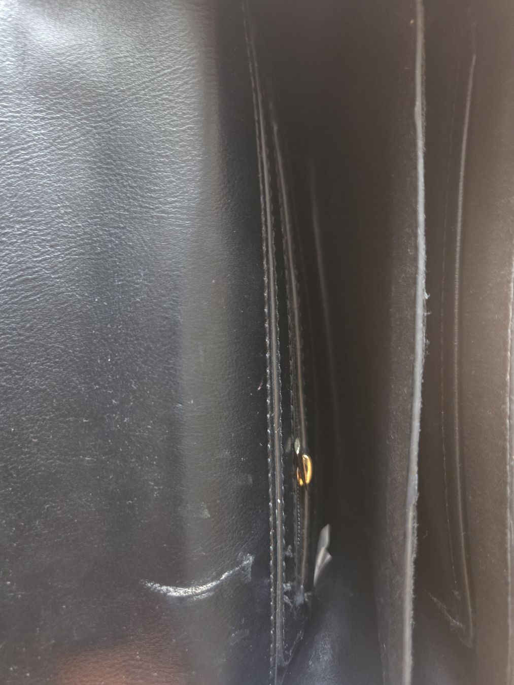Borse da donna: Schwarze Handtasche  – Usato da Bassersdorf venduto da ale_2ftz 4