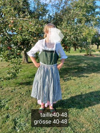 Tracht/zur Taufe/ Konfirmation/Hochzeit/Ländliche Garde-robe