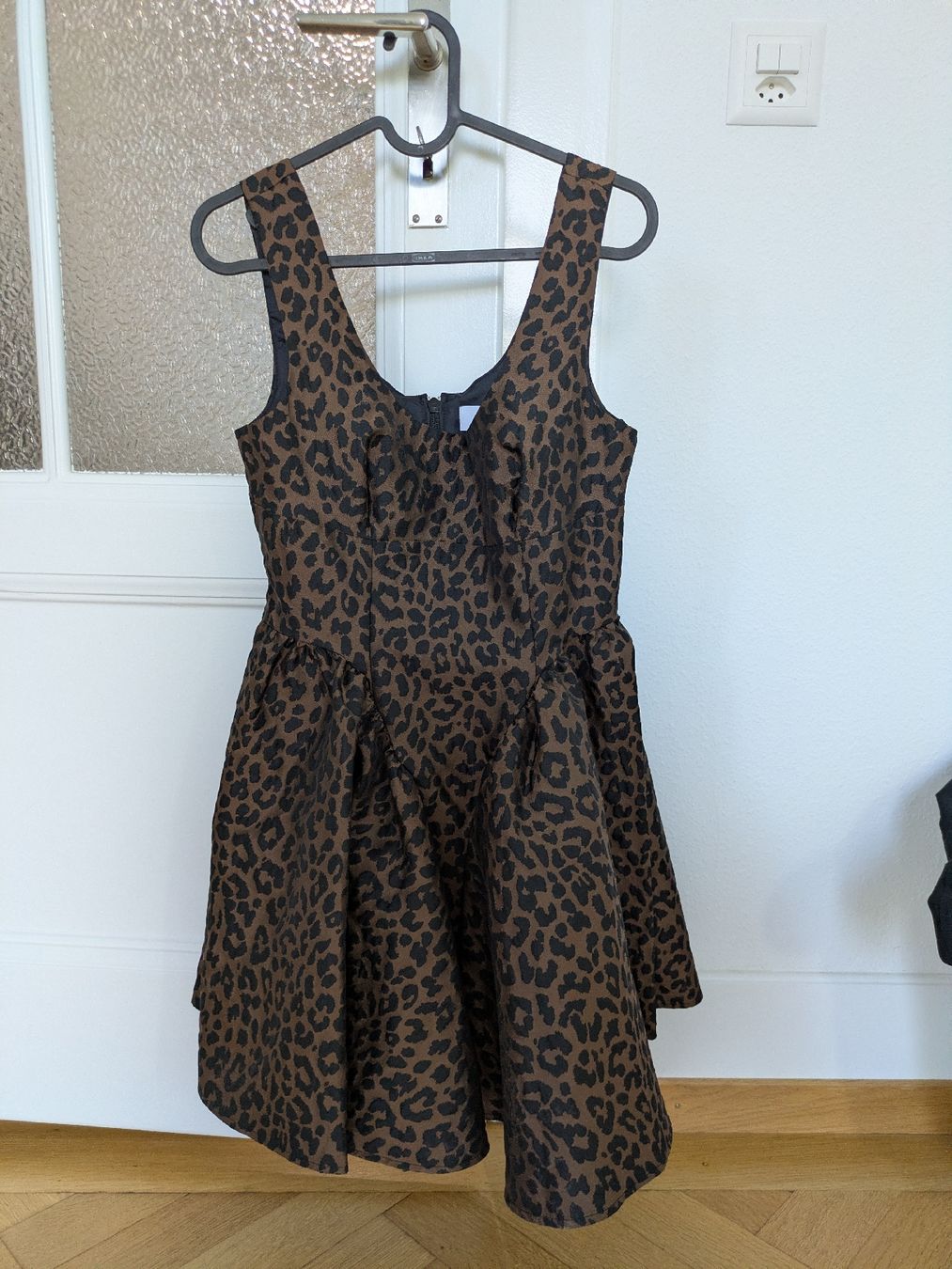 Primark Robes: New leopard print dress  – Neuf (Voir description) à Lausanne par ane_7zck