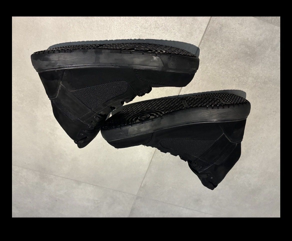 Volcom Herrenschuhe: Volcom safety shoes size 46 – Gebraucht aus Gampelen von ven_k2vf 2