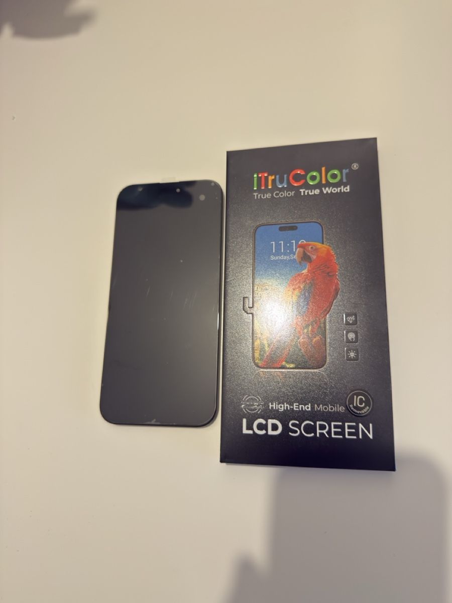 Apple Telefoni cellulari / Smartphones: Display soft oled Diagnóstic iPhone 16 pro Max – Nuovo e nell'imballaggio originale da Leukerbad venduto da mig_8bbp