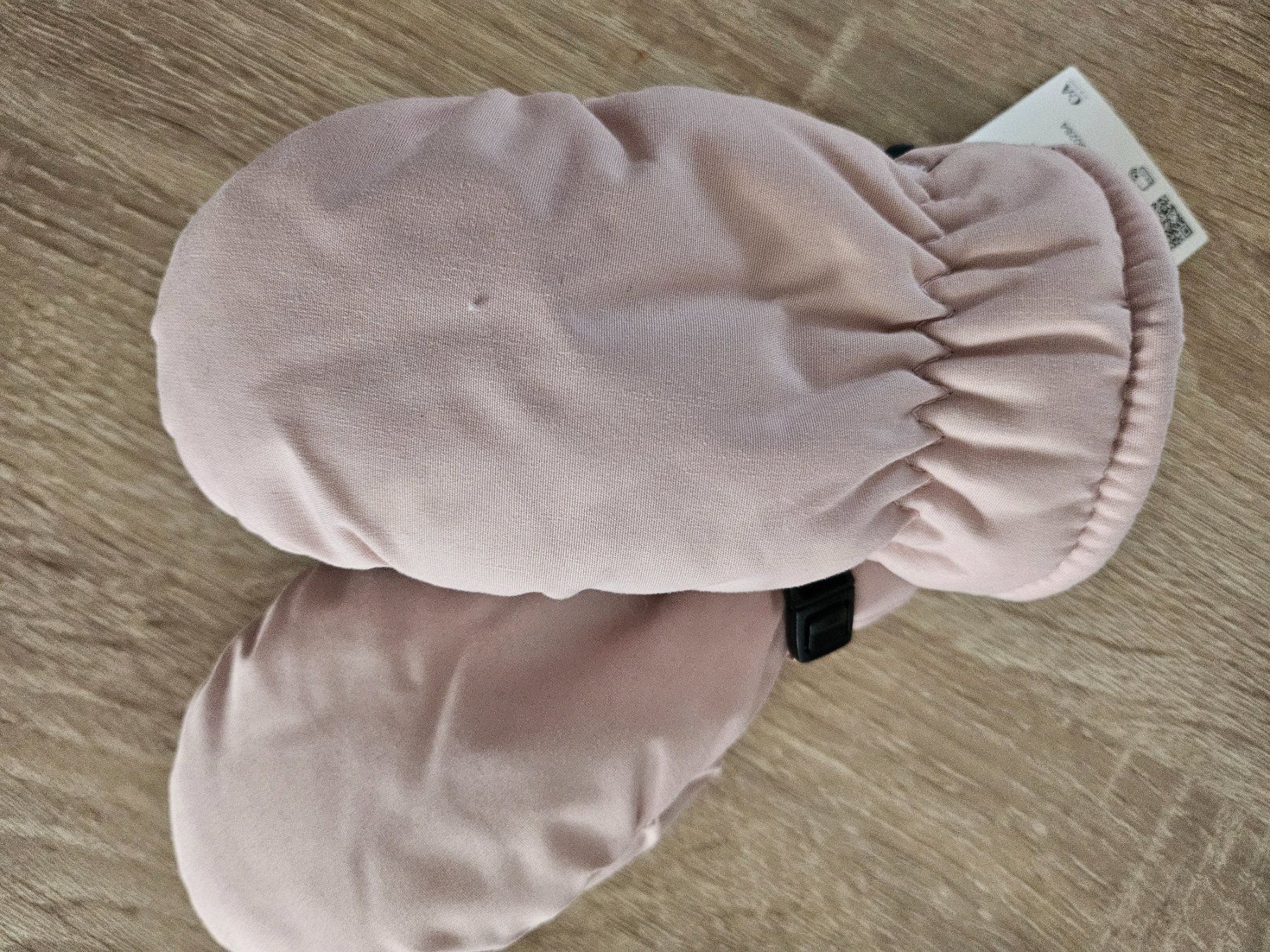 Guanti: Handschuhe 98 / 104 – Usato da Kefikon TG venduto da Livline
