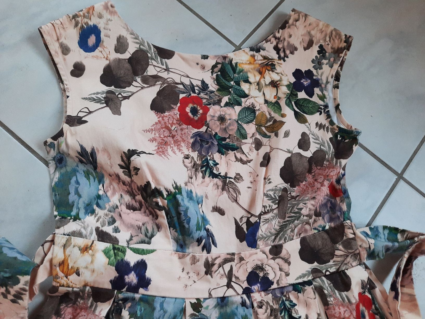 Kleider: ROBE, VINTAGE, MADE IN LONDON – Gebraucht aus Le Locle von marylise01 1