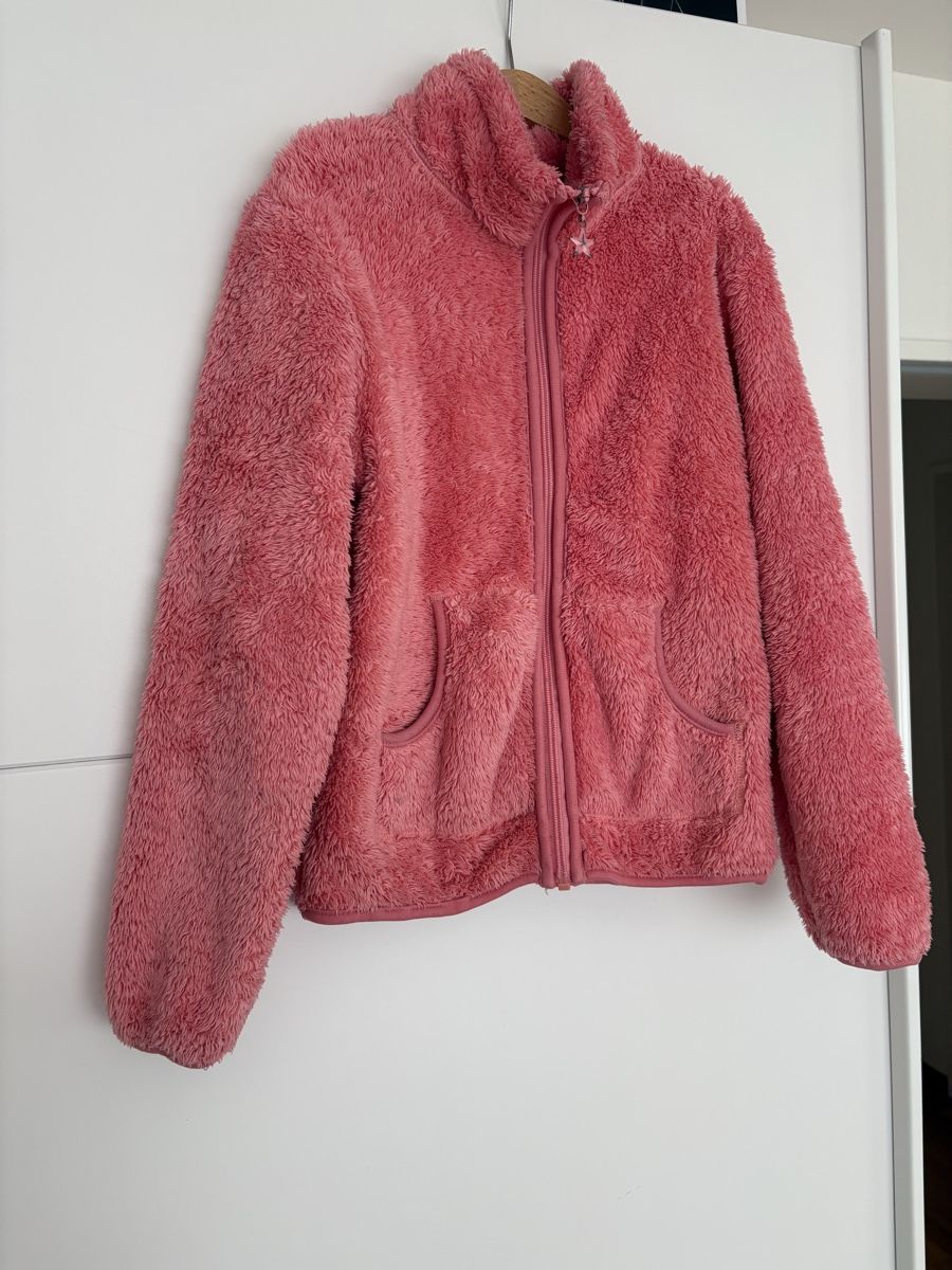 Maglioni & Felpe: Pullover Mädchen Gr. 134 / 140 – Usato da Winterthur venduto da Baby117