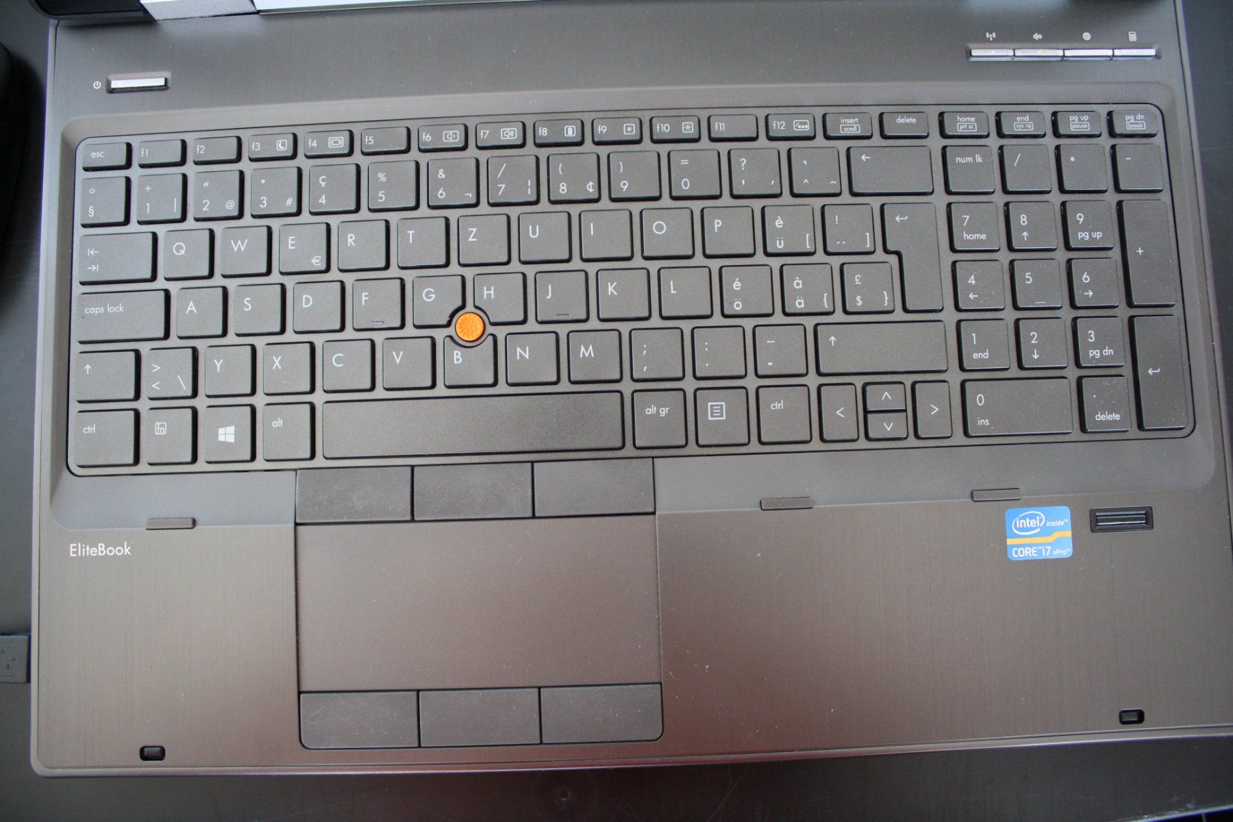 Hewlett Packard Notebook: Laptop / Mobile Workstation HP EliteBook 8570w – Usato da Beringen venduto da Ostrul 1