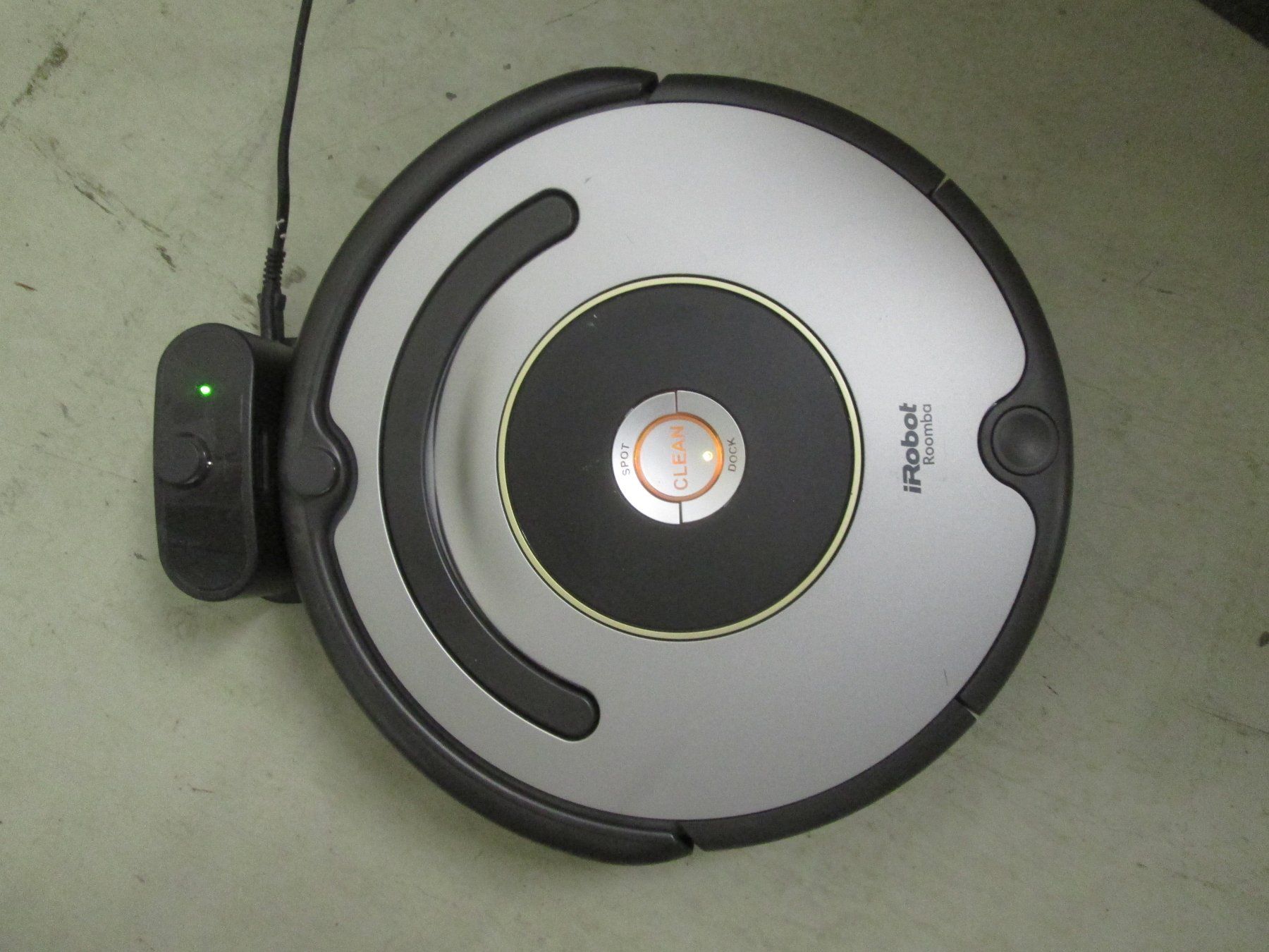 Irobot Aspirapolveri & Accessori: original iRobot ROOMBA 616 Saugroboter / OVP – Usato da Rapperswil SG venduto da designandmore 1