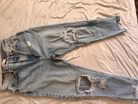 Jeans PULL&BEAR déchirés femme taille 38 bleu clair bon état