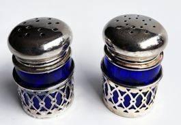 SALZ- und Pfeffer-Streuer*KOBALTGLAS*
