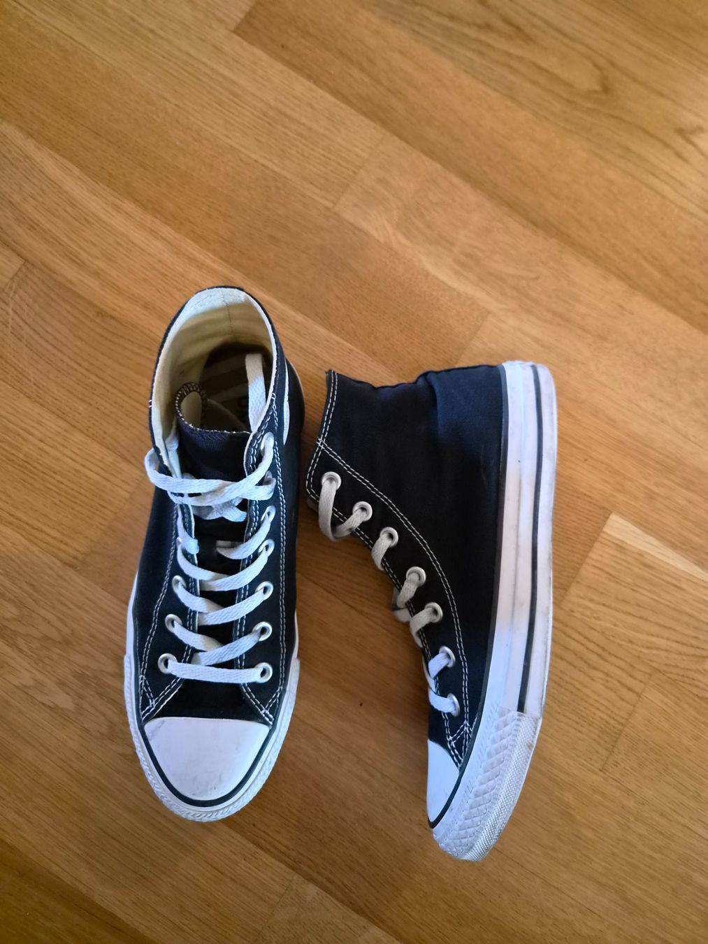 Converse Scarpe da uomo: Converse Chuck Taylor All Star High Top Schwarz – Usato da Dübendorf venduto da leh_ra95 2