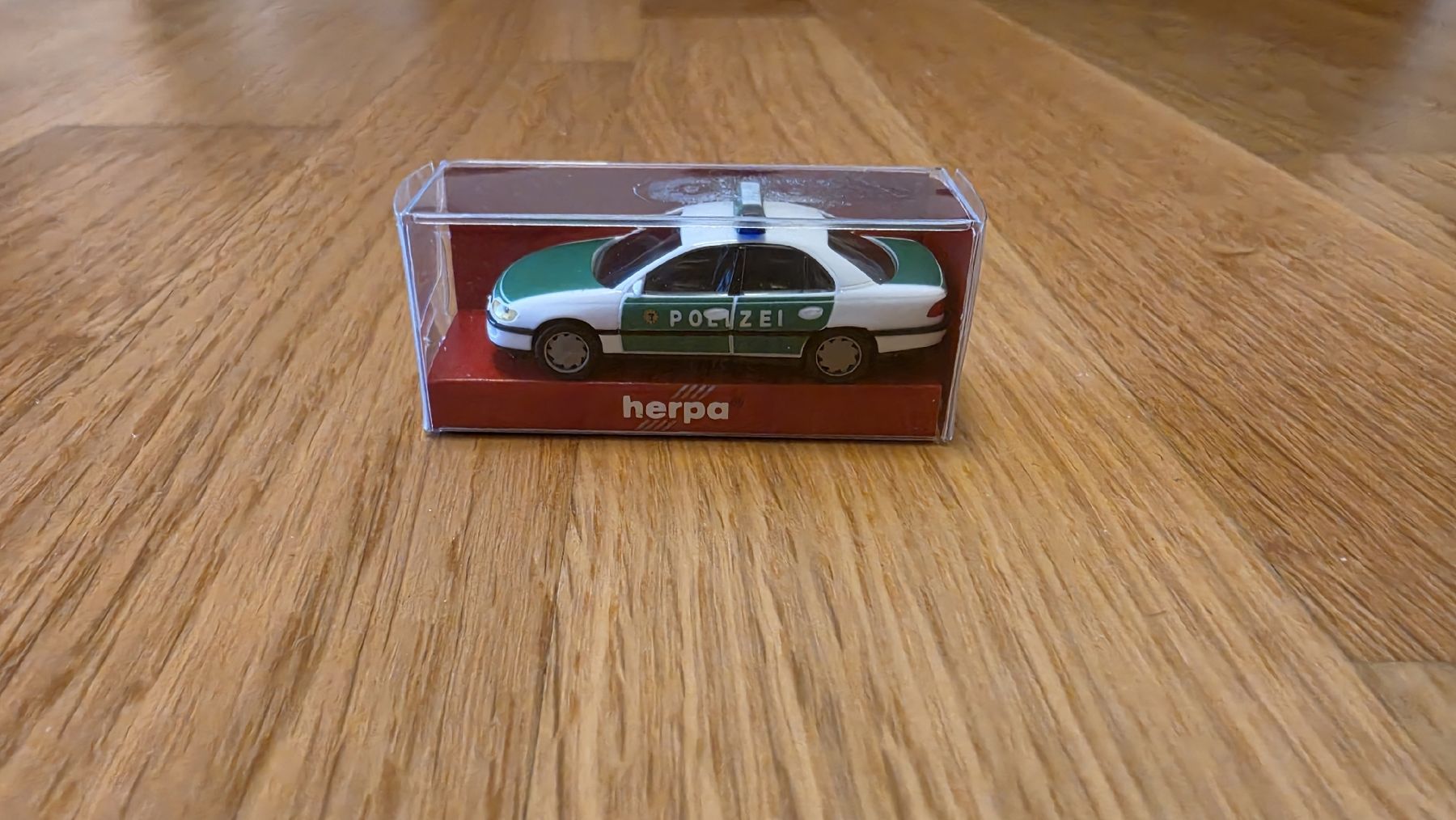 Herpa Modellini d'auto: Herpa Opel Omega Polizeiauto – Nuovo (secondo la descrizione) da Düdingen venduto da 20t_qp5z