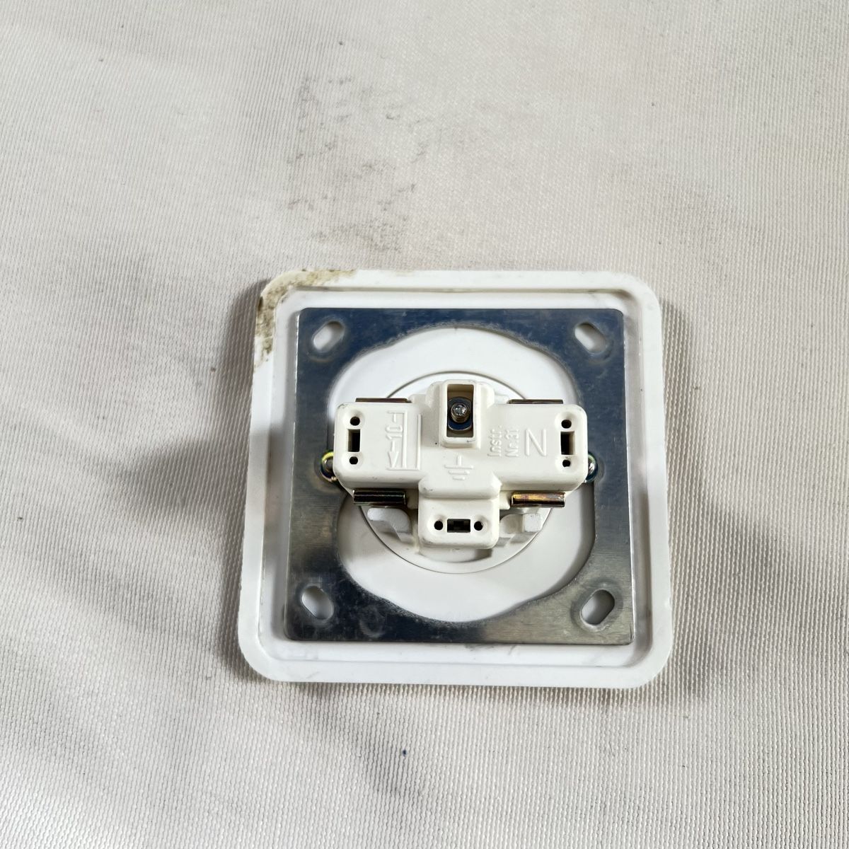 Stecker: Steckdose T13 – Gebraucht aus Winterthur von Fredy972 1