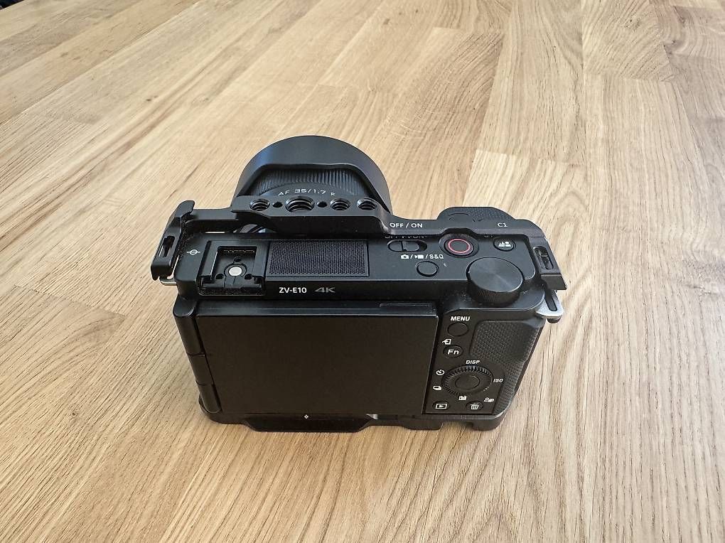 Fotocamera: Sony Alpha ZVE10 Kit Plus – Usato da Aesch BL venduto da David126 2