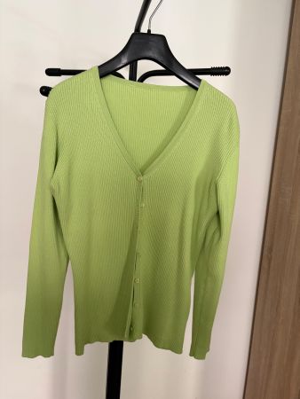 Jacke und T-Shirt