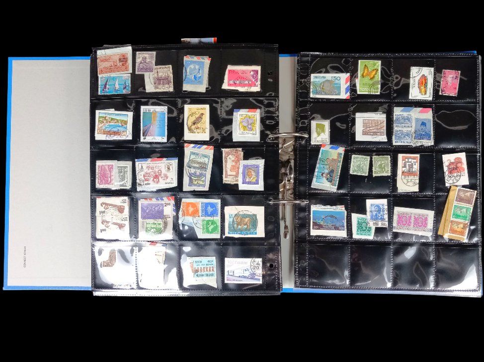 Tutti i francobolli: 1 Ordner Briefmarken International, grob sortiert – Usato da Hünenberg venduto da Restwert_Zug 5
