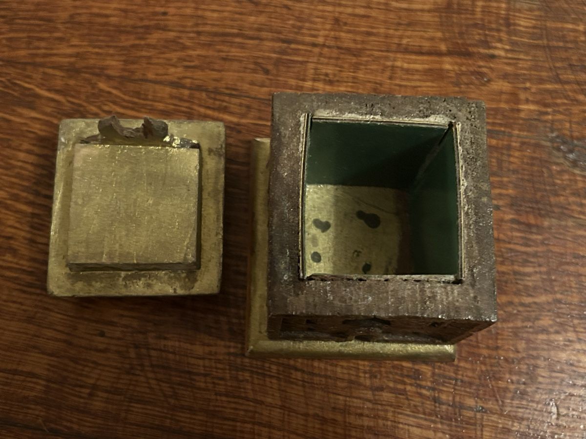 Portagioie: Cannabis Dose Schatulle aus Holz in Form einer Moschee – Usato da Riedholz venduto da Frettchen63 7