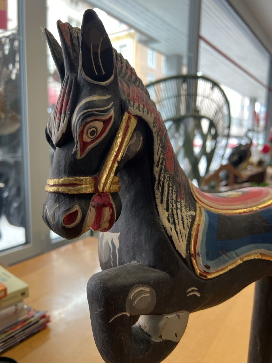 Statuette: Schnitzerei Pferd Dekoration Retro Antik  – Usato da Rorschach venduto da TrendyDeals 1
