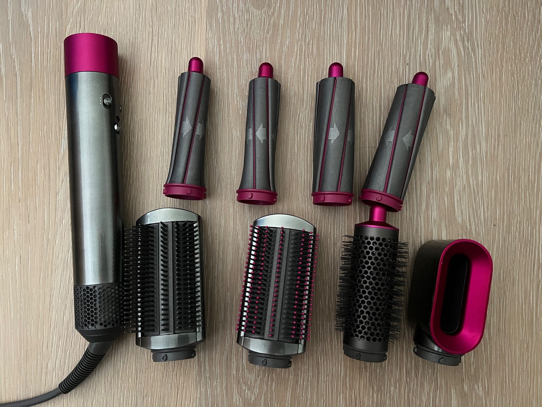 Dyson Föhn: Dyson Airwrap Complete - wie neu – Neu (gemäss Beschreibung) aus Hünenberg See von Ninouck 1