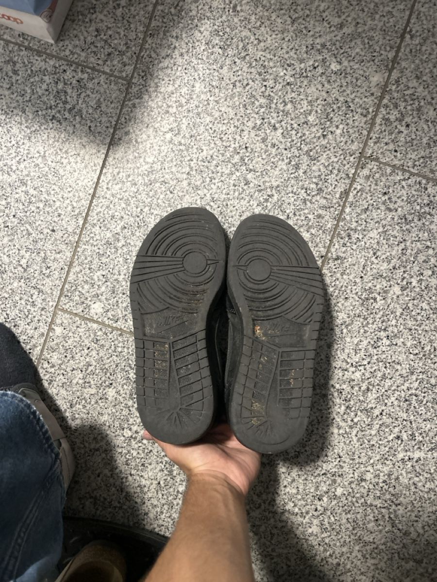 Jordan Scarpe da uomo: Jordan 1 Travis Scott Sneaker – Usato da Kriens venduto da lor_2x76 2