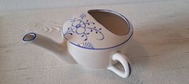 Antike Tasse, Porzellan, Schnabeltasse