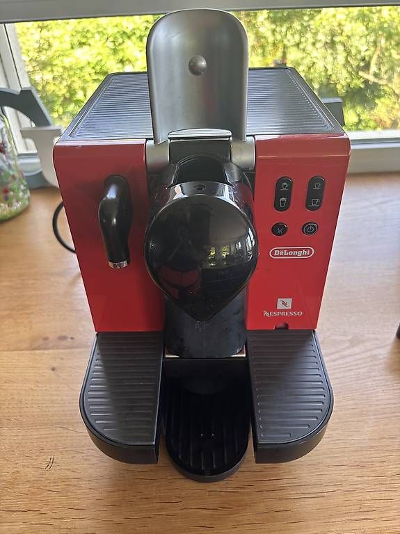 De'Longhi Macchine per caffè & Macchine per espresso: De Longhi Nespresso  Kaffe Maschine Delonghi – Usato da Langendorf venduto da Tbejda 3