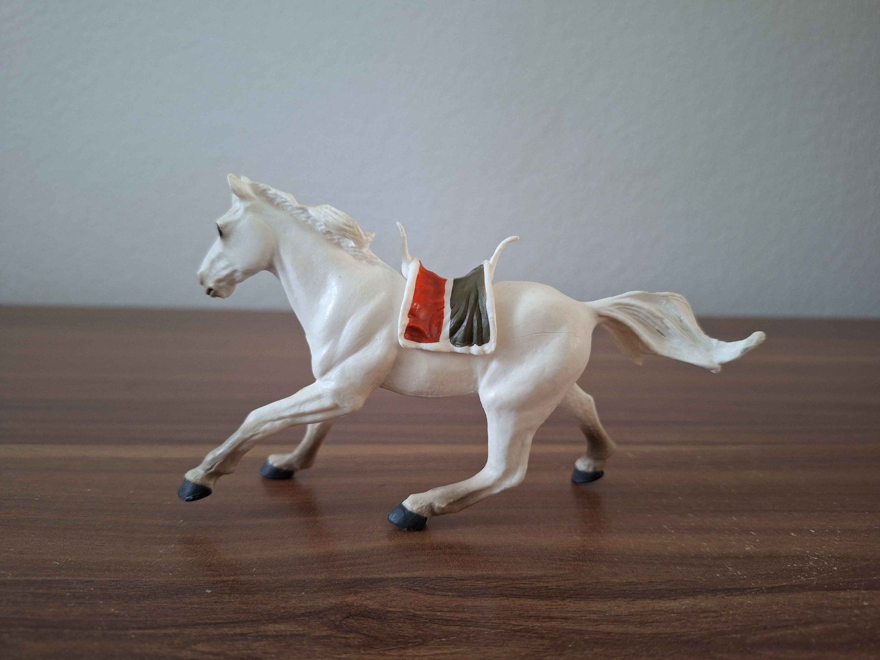 Giocattoli: Indianerpferd Papo Antiquariat – Usato da Grenchen venduto da LadyCalis 1