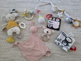 Babyspielzeug-Set 0–6 Monate – Wie neu