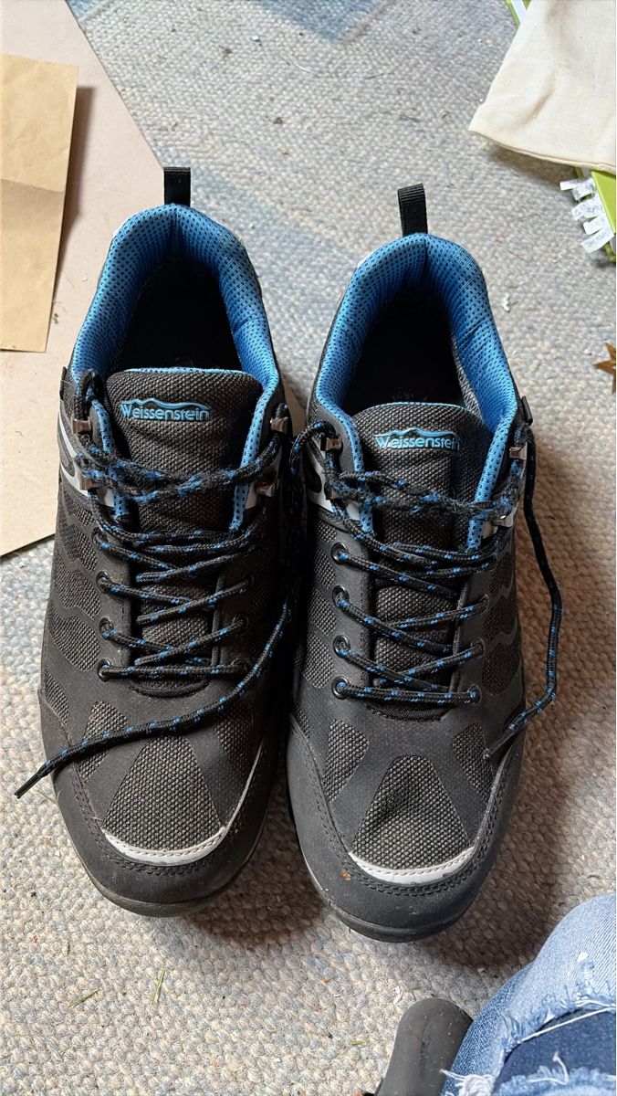 Chaussures hommes: Wanderschuhe Weissenstein schwarz blau gr46 – D'occasion à Opfershofen TG par dan_nxk8
