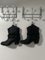 Schwarze Damen Winterstiefeletten Gr. 40 bpc