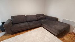 Gratis!!! Ecksofa in Grau mit 3 passenden Kissen