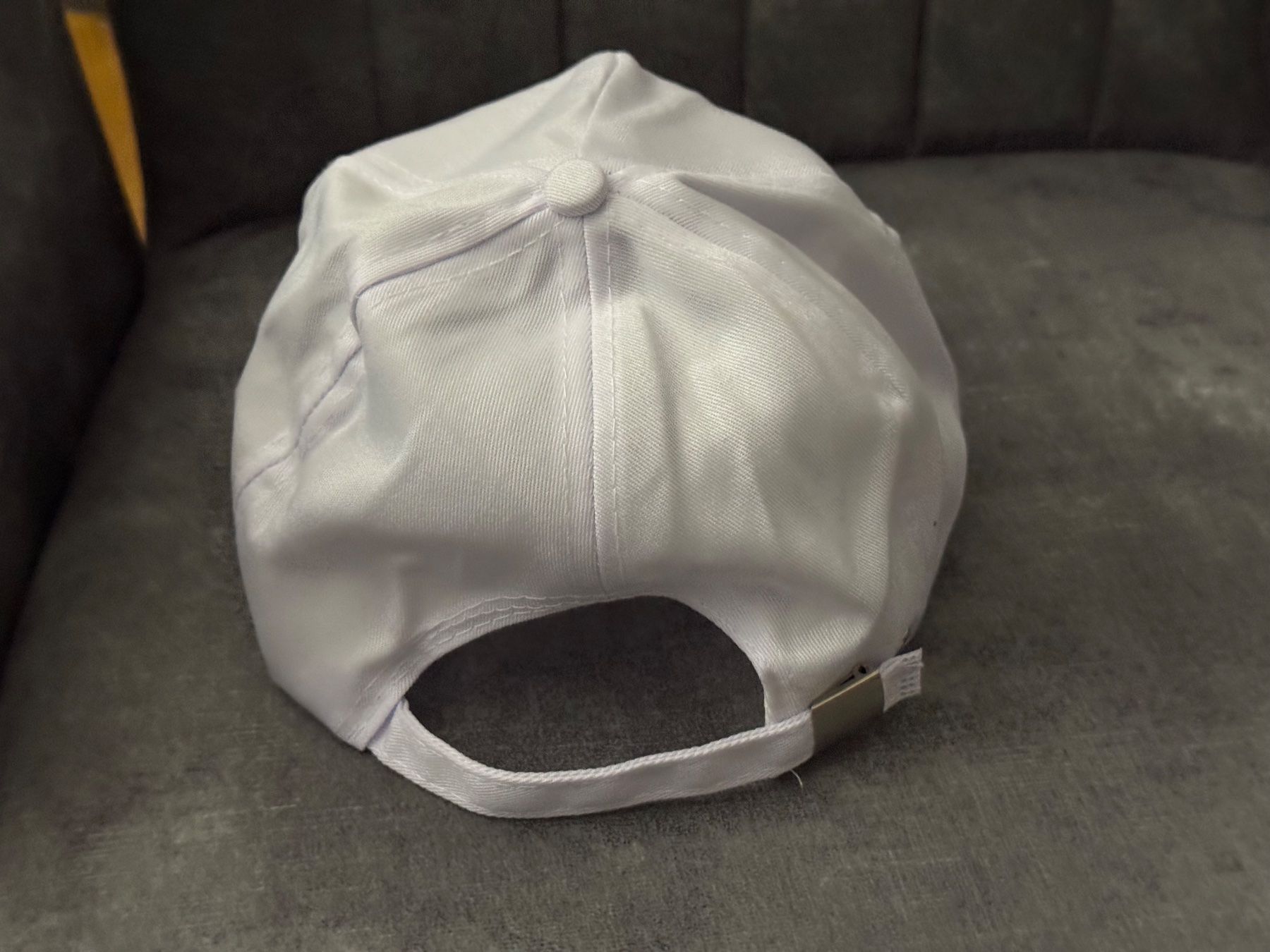 Sonstige Kleidung & Accessoires: Kappe mit Aufdruck "Schiss i d’Hose" – Neu und originalverpackt aus Weinfelden von nimms-jetzt-schnell 2