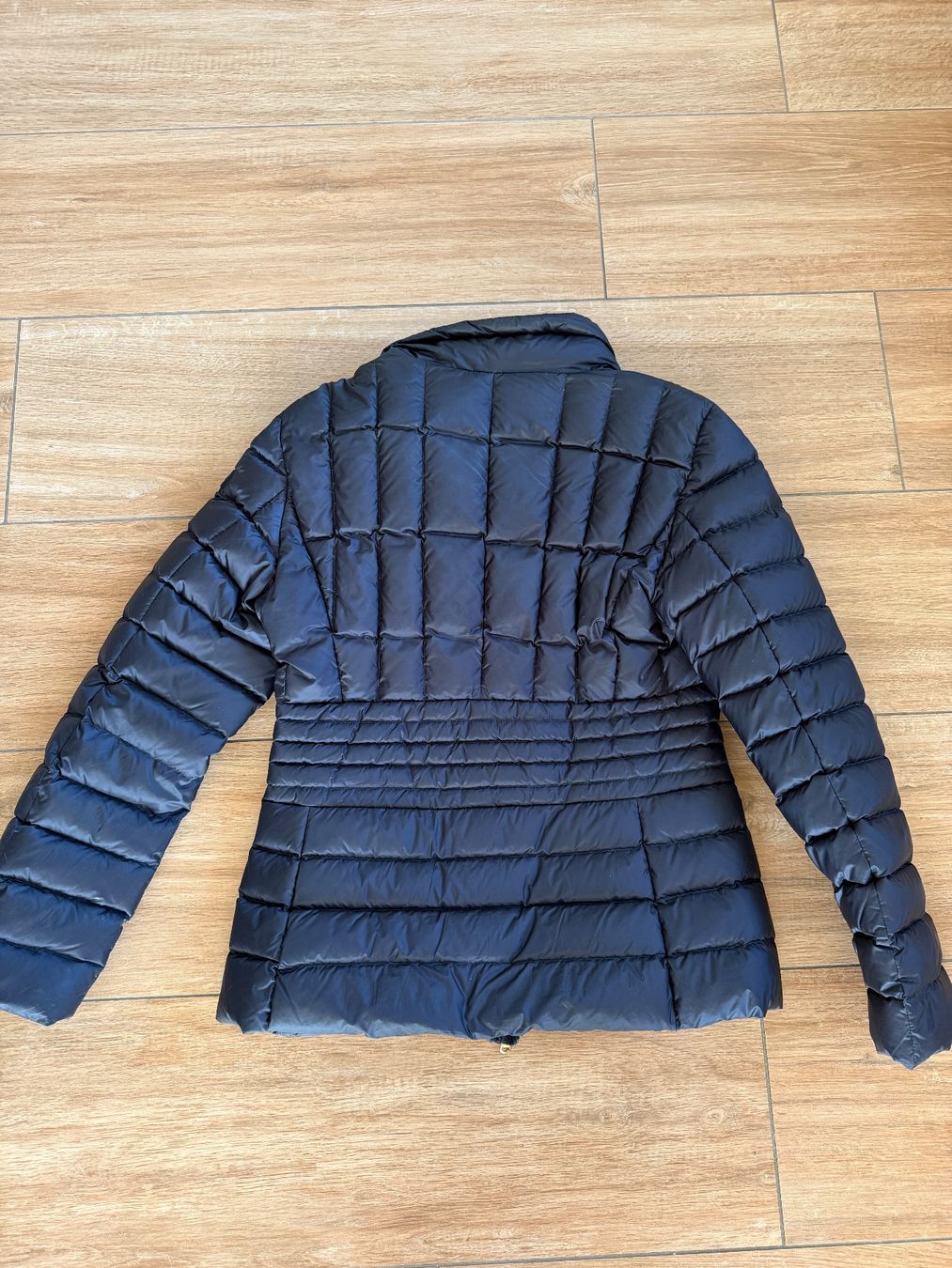 Peuterey Jacken: Peuterey Daunenjacke Damen – Gebraucht aus Wädenswil von Alice_style 1