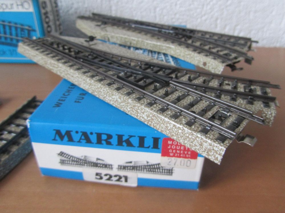 Märklin H0 - 2271 - Rails - 8 x aiguillages minces K-rail - Catawiki