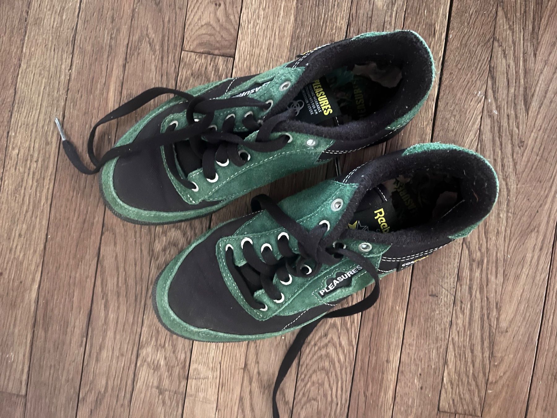 Scarpe da donna: Neu Reebok Pleasures – Nuovo (secondo la descrizione) da Zürich venduto da spusi-town 1