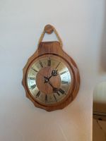 Zu Verschenken Uhr aus Kiefernholz 