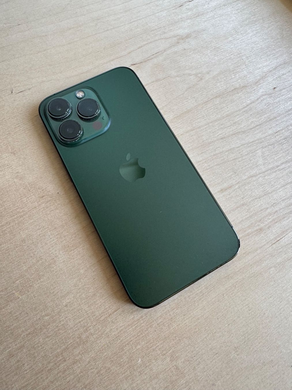 Apple Portables: Apple iPhone 13 Pro 128GB Alpingrün – D'occasion à Biel/Bienne par anotherarchitect 4