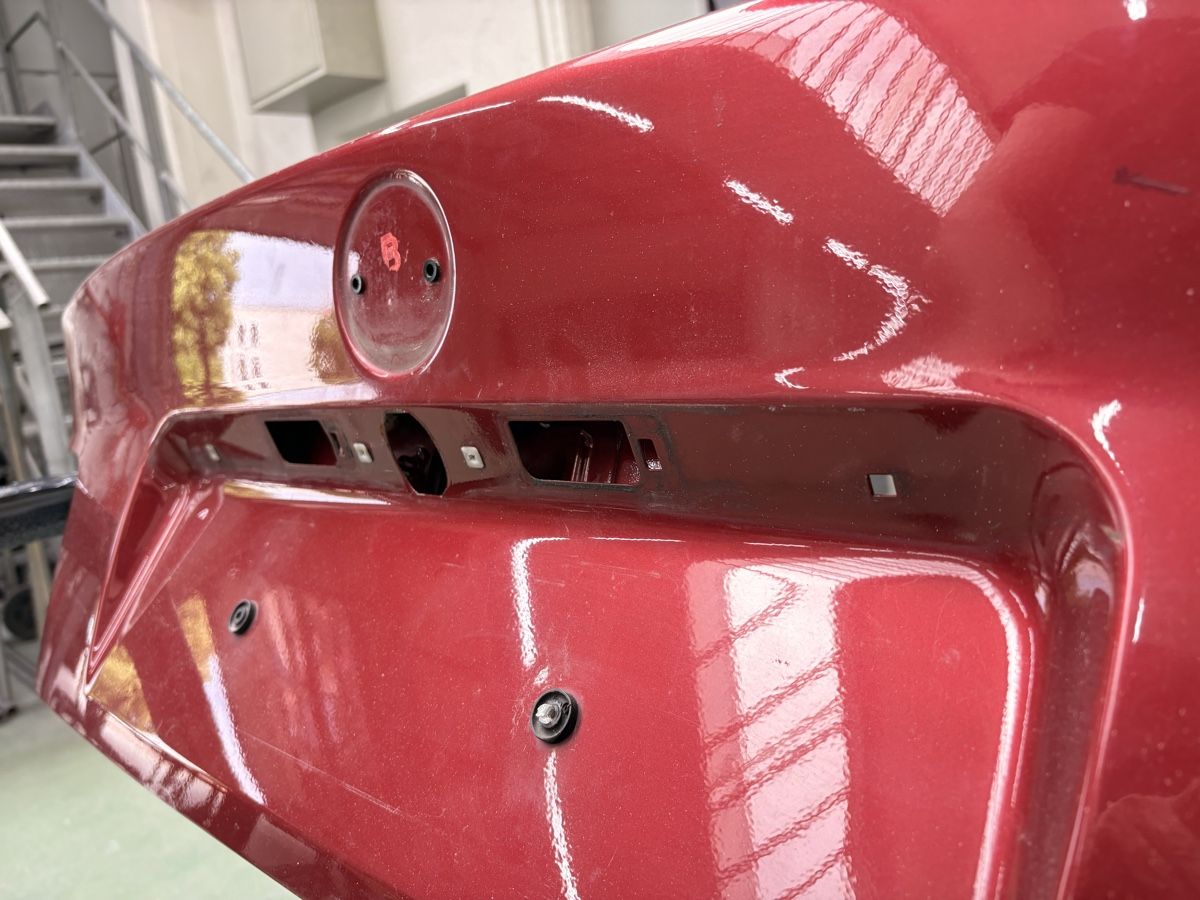 BMW Tutti pezzi di ricambio auto: BMW 3er E36 Heckdeckel Coupe Cabrio – Usato da Aeschi SO venduto da SiMondo 4