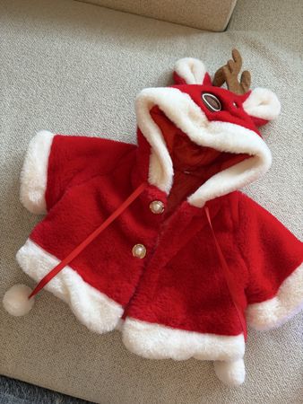 Adorable Reindeer Christmas Cape for baby