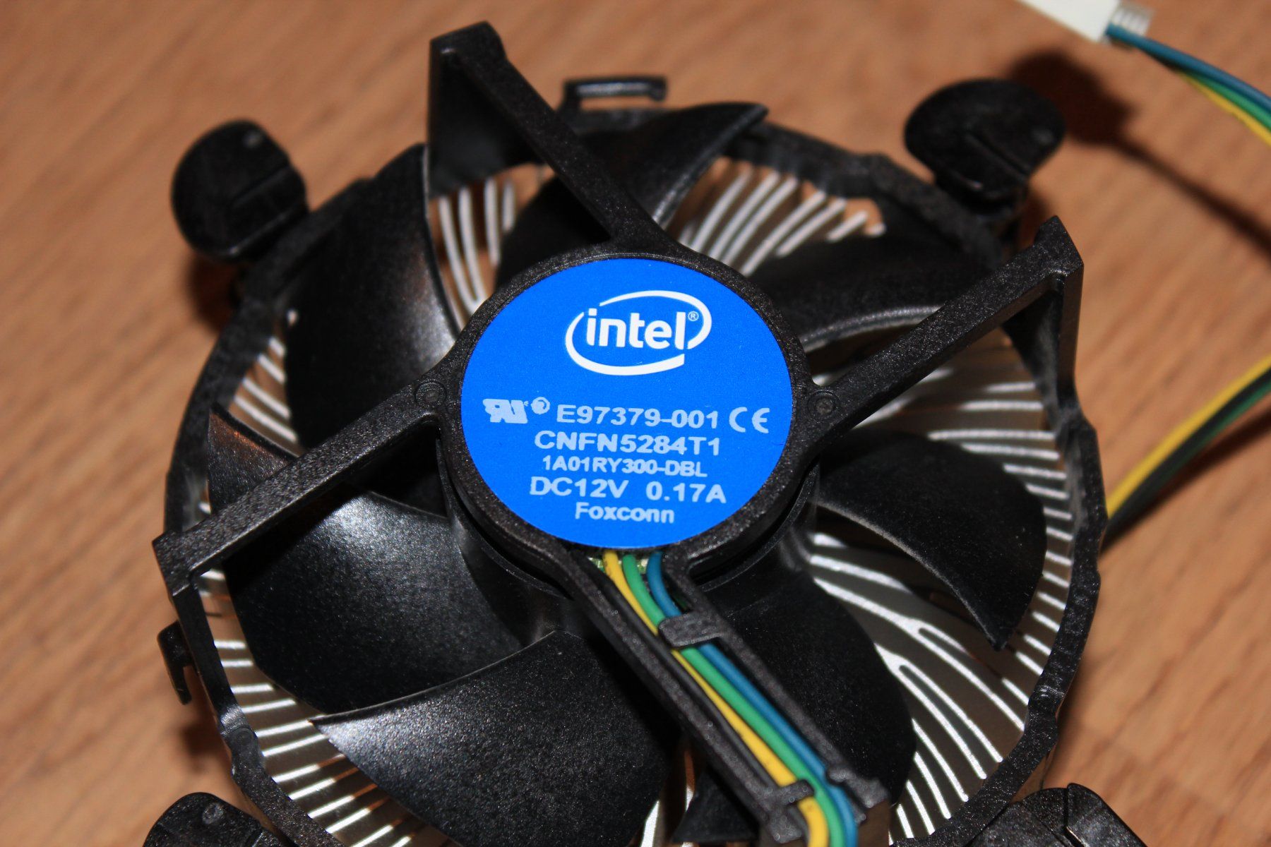 Intel Composants électroniques: 2x CPU Lüfter & diverse PC Kabel – D'occasion à Männedorf par biancyur 2