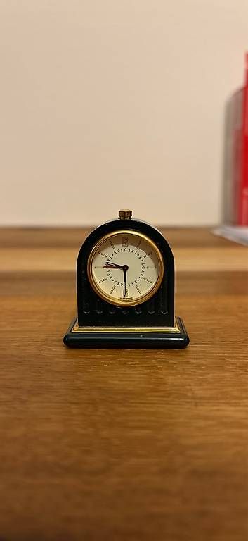 Pendules & Horloges murales: Kleine Tischuhr BVLGARI – D'occasion à Lenzburg par benuzerflorian