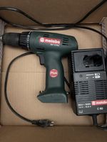 Metabo BST 12 Akku-Bohrschrauber mit Ladegerät ohne Akku
