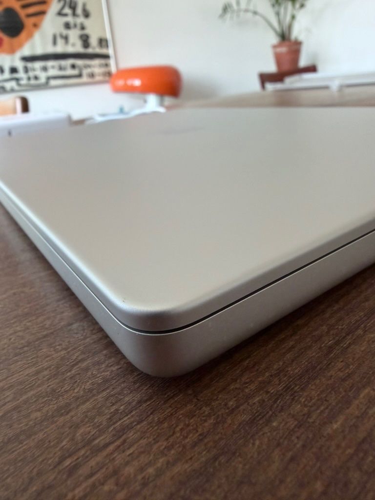 Apple Notebook: MacBook Pro M4 Max 16" / 64 GB RAM / 2TB SSD – Usato da Zürich venduto da fuefi_weggli 2