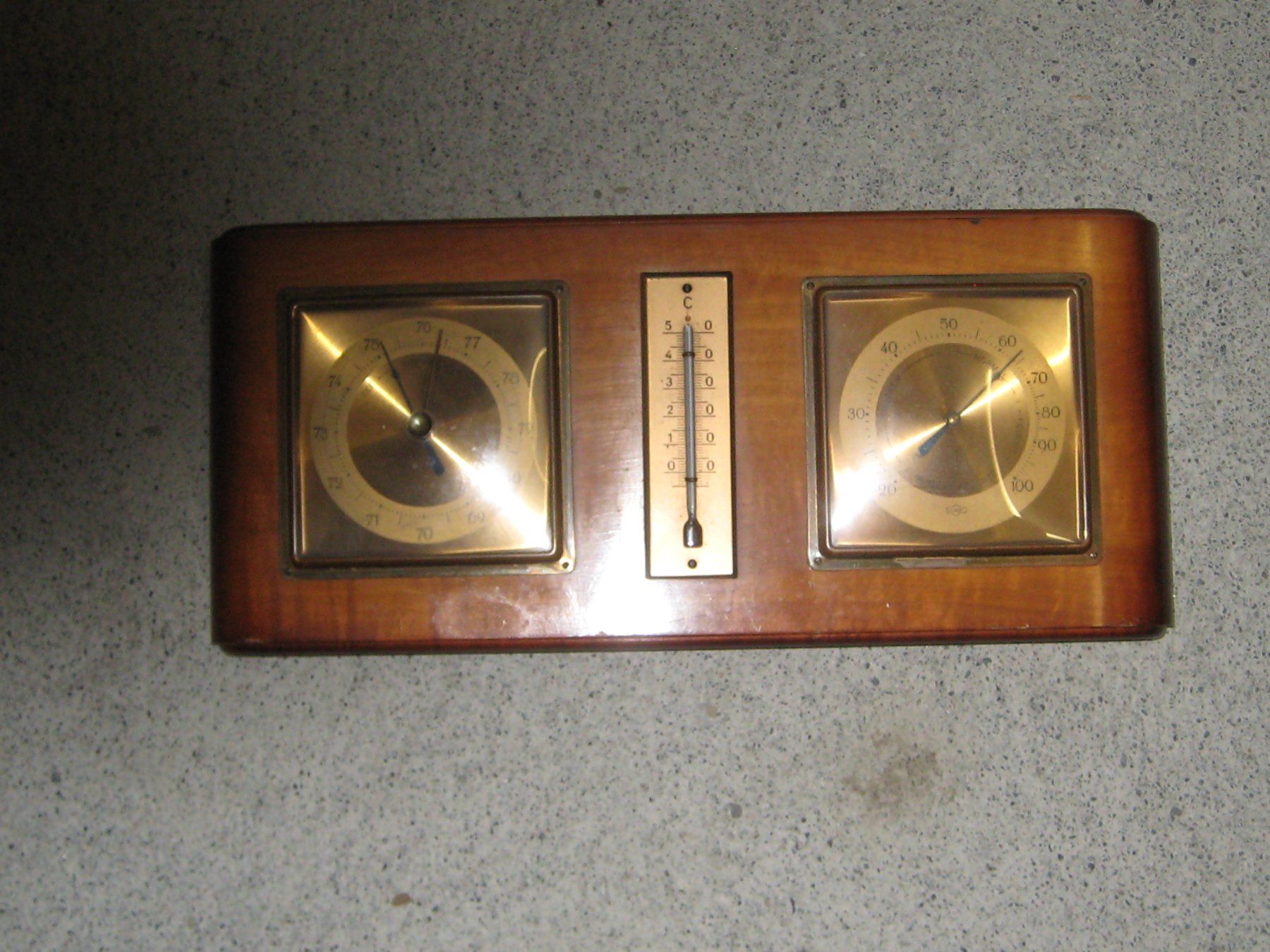 Altro per la casa: Barometer/Thermometer-Station aus Holz, Top – Usato da Neftenbach venduto da Werthe