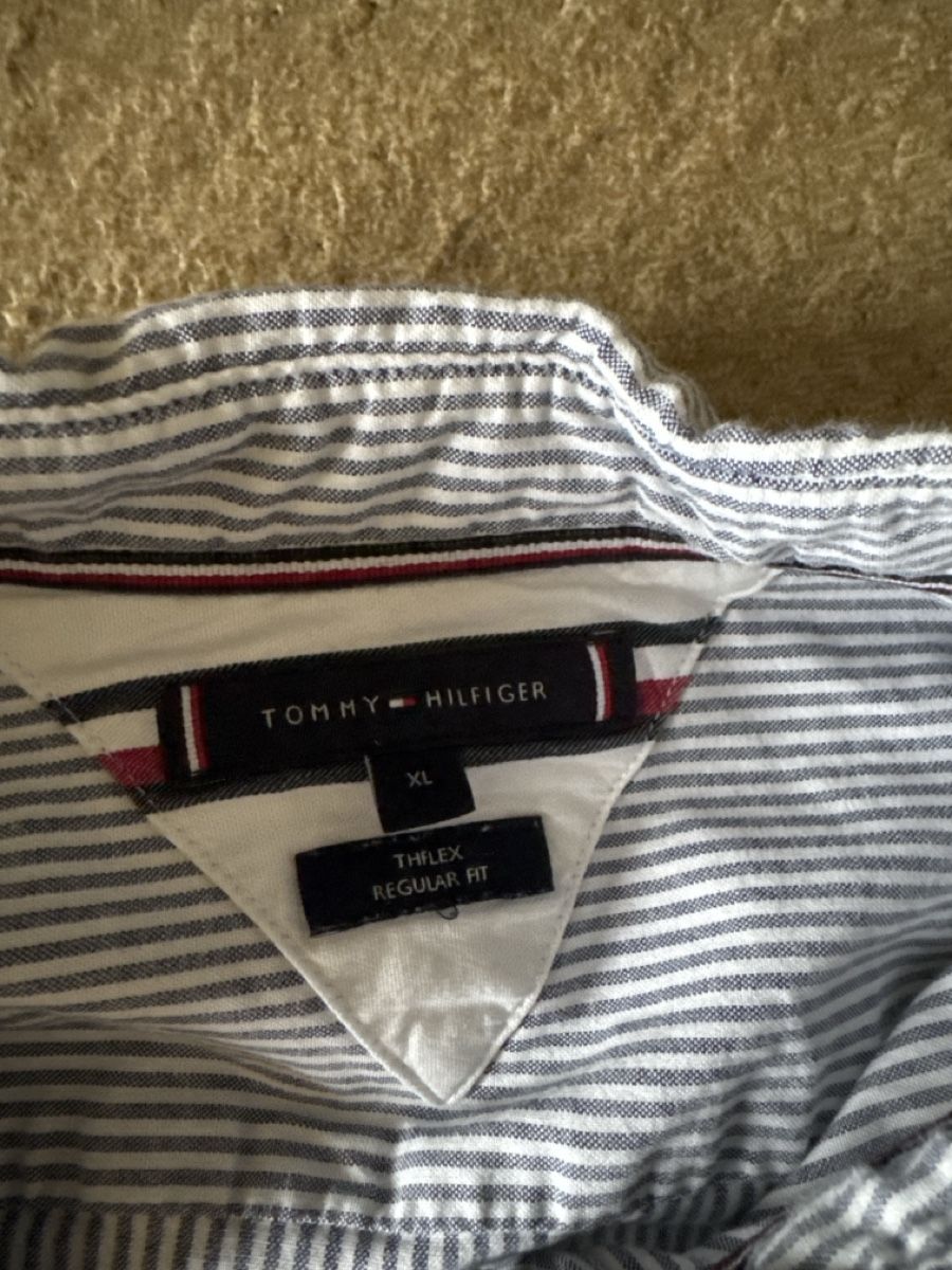Tommy Hilfiger Camicie: Tommy Hilfiger Hemd gestreift Grösse XL THflex Regular Fit – Usato da Schlieren venduto da nowaya 1