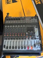 Behringer EuroPower PMP1000 Mischer mit 2 Passiv-Boxen