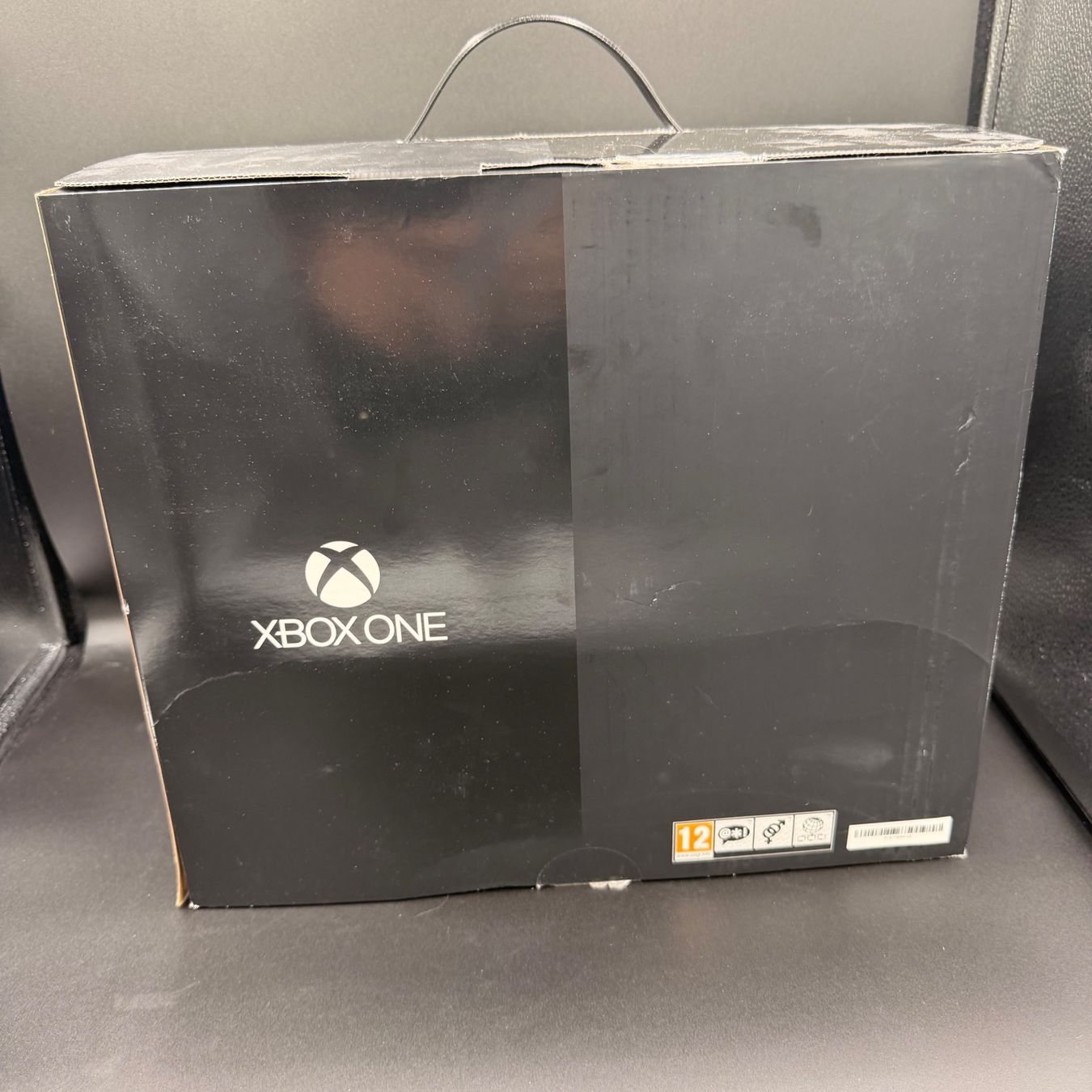 Microsoft Consoles: Microsoft Xbox One 500GB OVP – D'occasion à Düdingen par Nerdworld 8