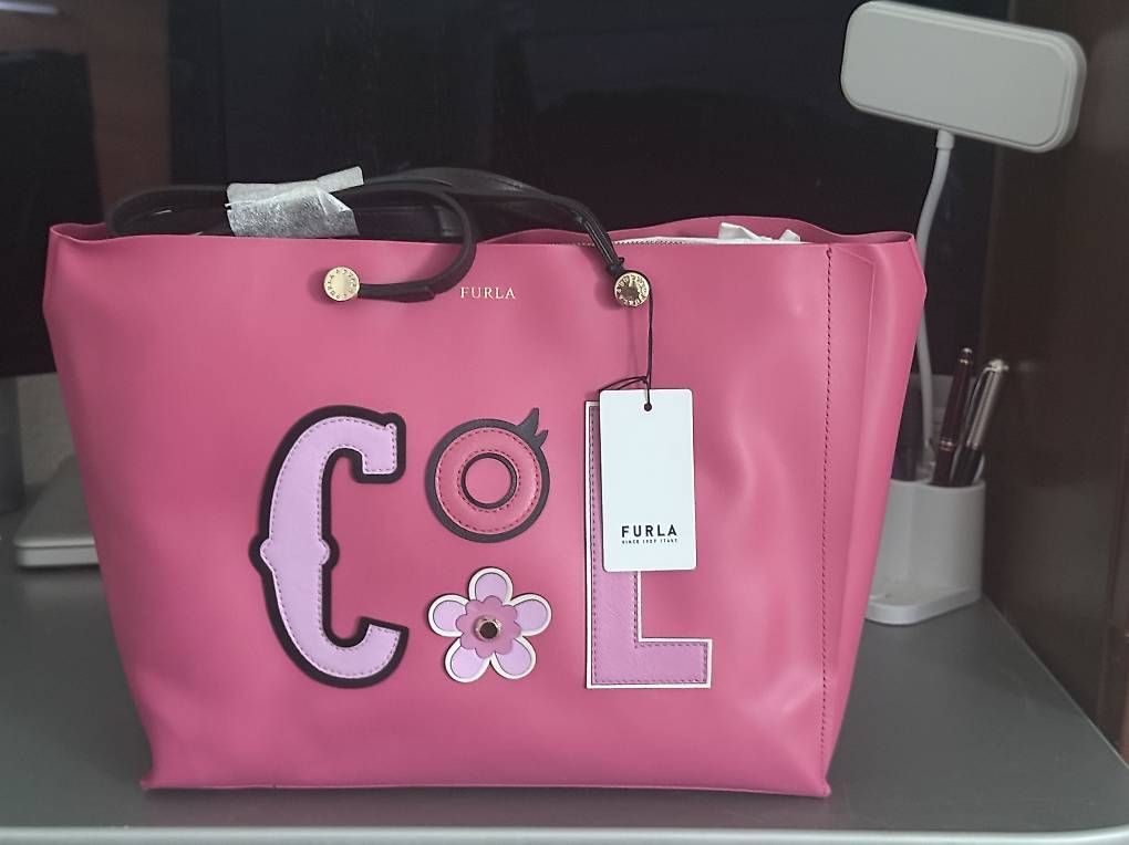 Taschen für Damen: Borsetta Furla – Neu und originalverpackt aus Biasca von dan_96w9