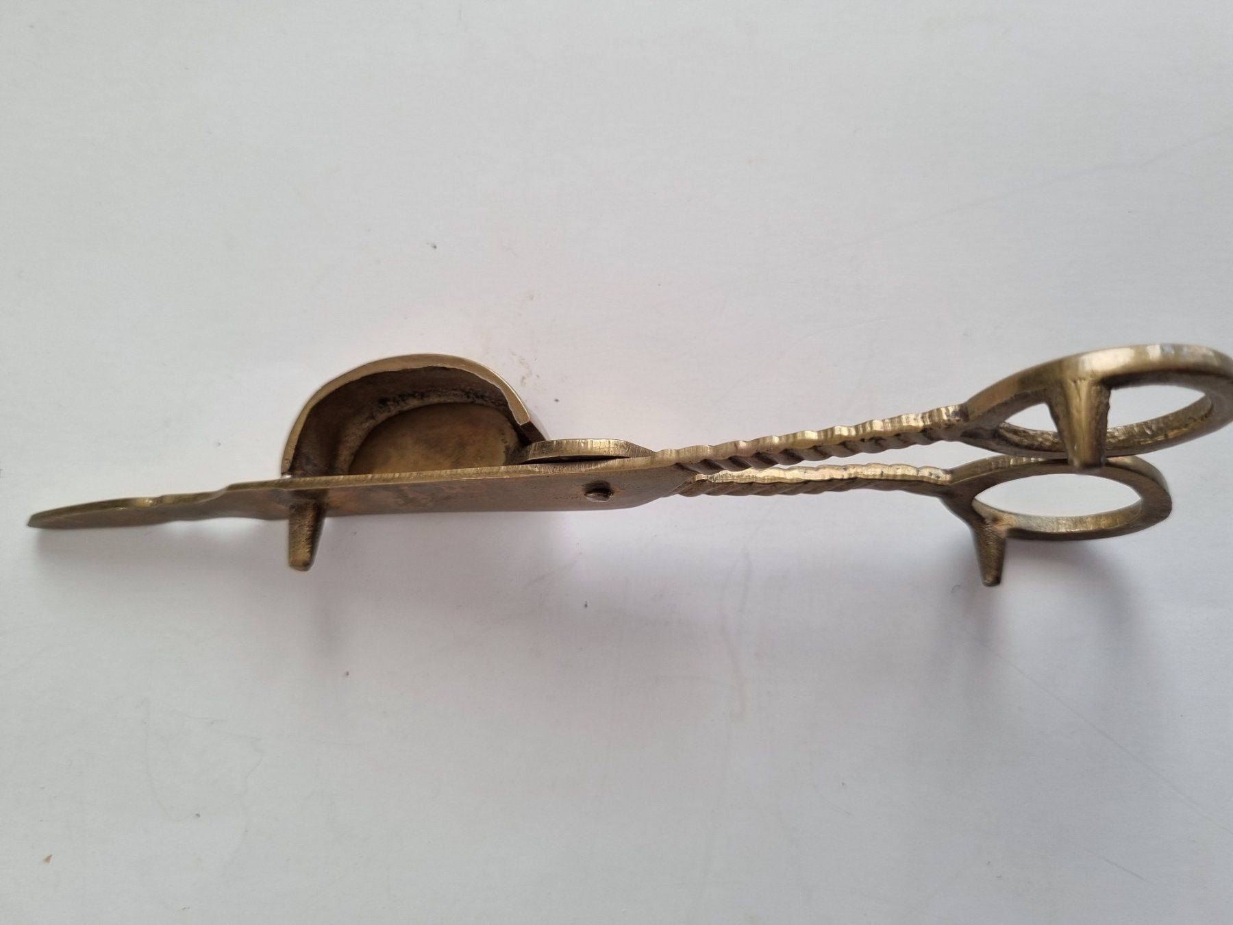 Tutti gli attrezzi: Antike Dochtschere aus Messing Vintage – Usato da Opfikon venduto da Diversamente 4