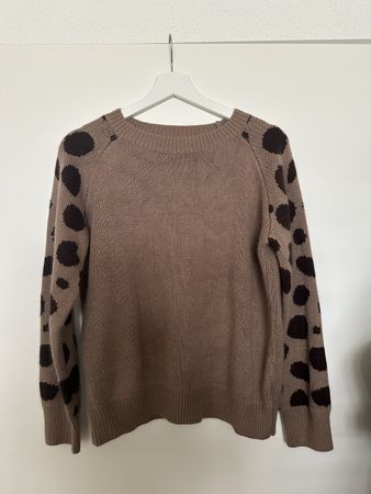 Warmer Herbst Pullover mit Punkte Muster, Grösse M