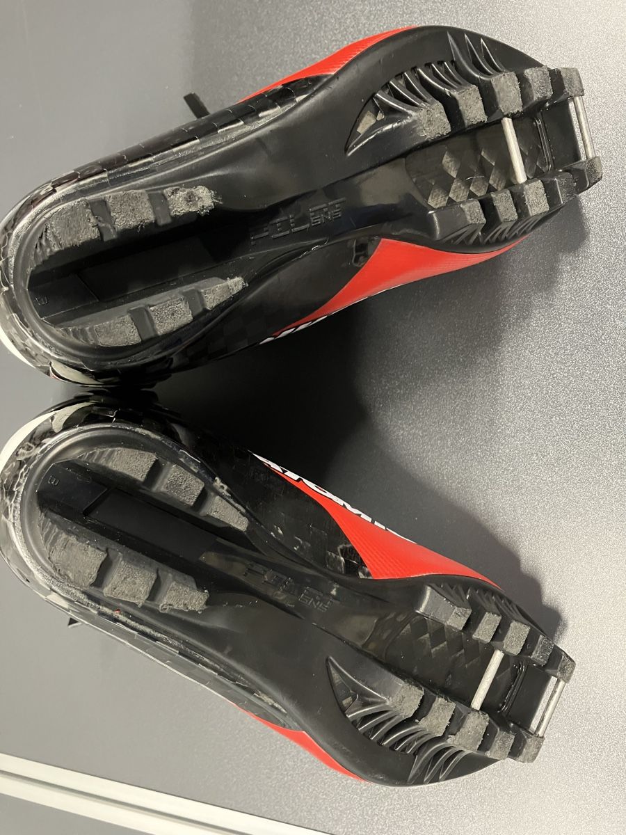 Atomic Chaussures hommes: Skating langlaufschuhe neuwertig Atomic – Neuf (Voir description) à Bever par dvojca 2